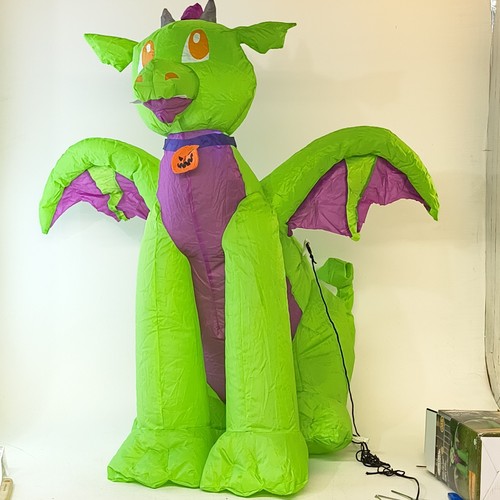 Rare gemmy halloween green - rare,